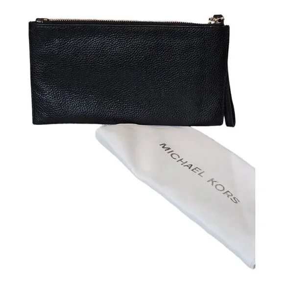 Michael Kors Womens Black Leather Zip Top Closure Clutch NWOT - Picture 8 of 9